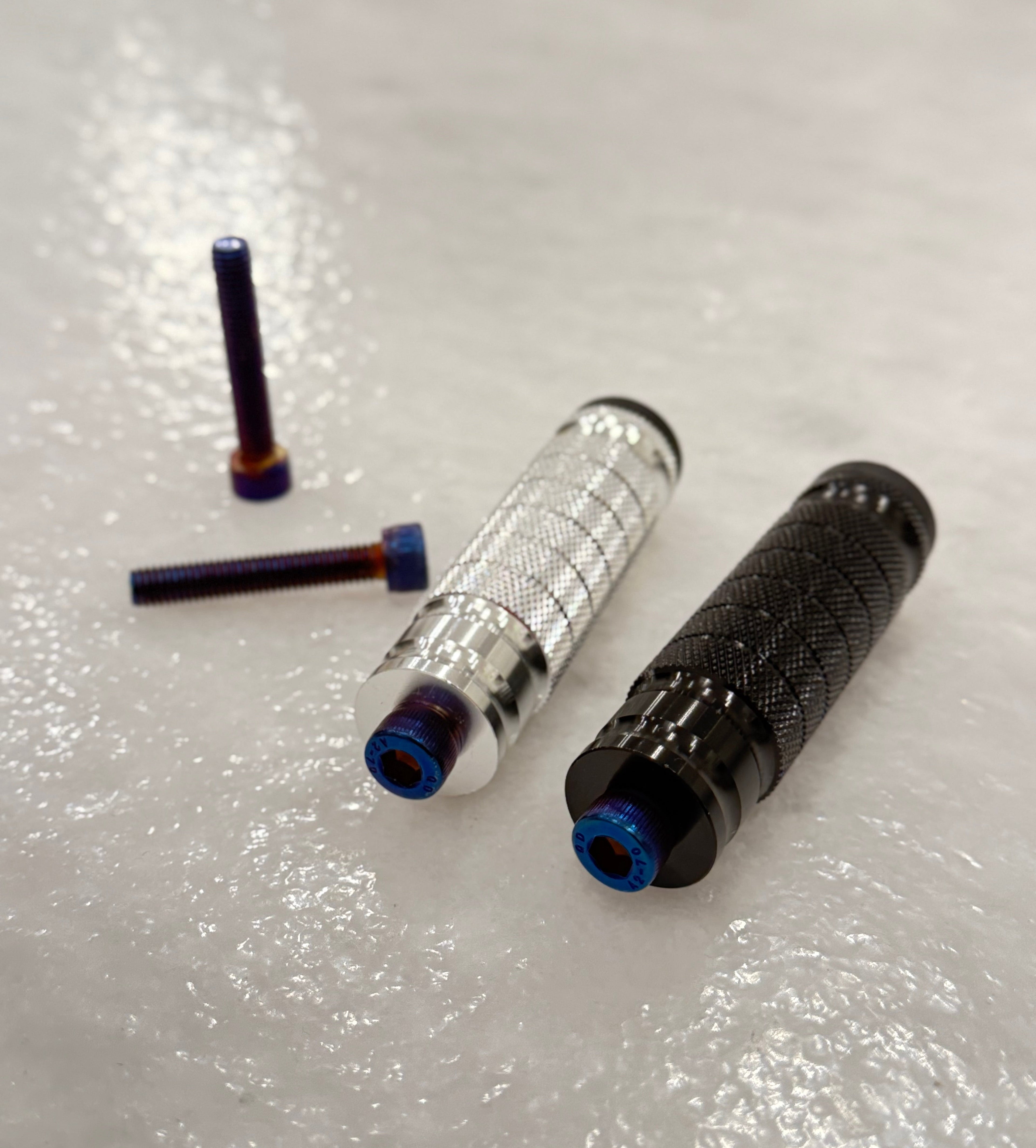 Titanium Style Footlock Bolts