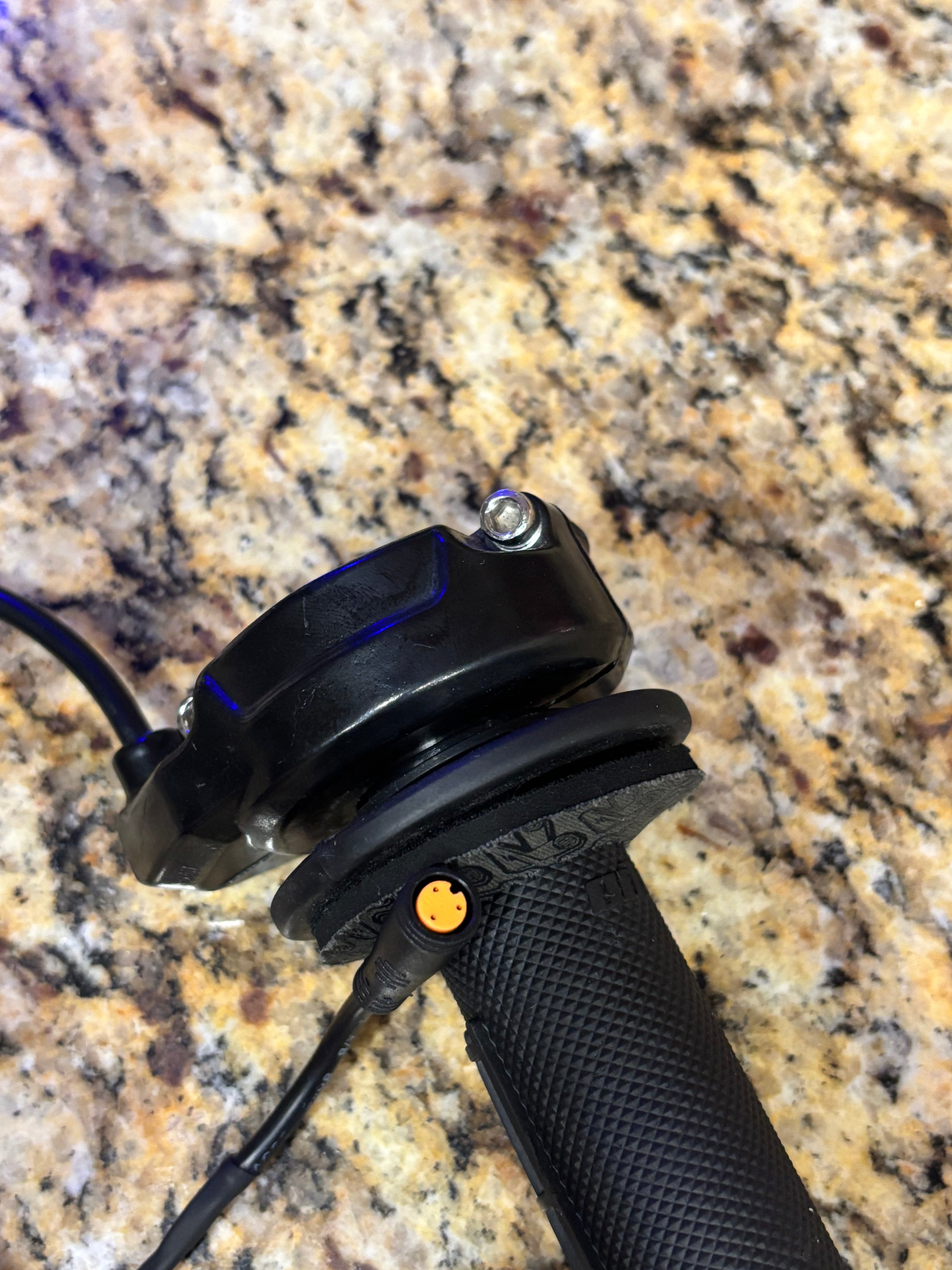 PREORDER V2 Super 73 Plug and Play Surron Throttle