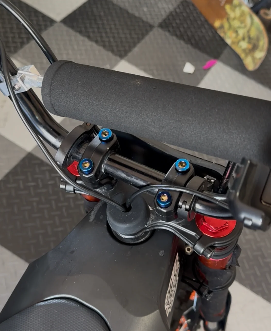 Tuttio/Rtr/Ebox/Mototec/Yozma Direct Mount Bolts (Set of 4)